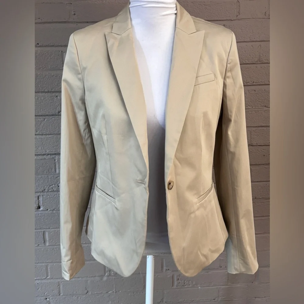 Banana Republic NWT Blazer 4